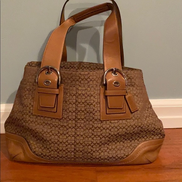 Coach Soho tan satchel F10927 - Picture 1 of 6